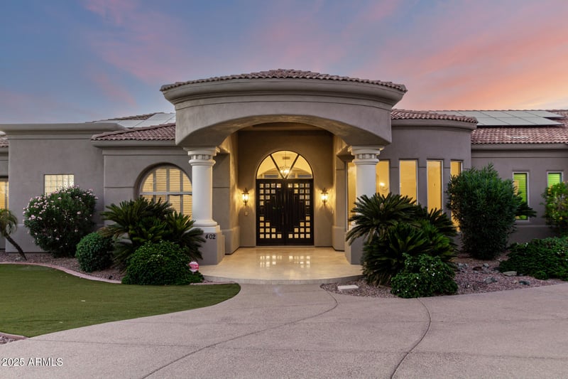 402 E Windmere Dr, Phoenix, AZ 85048