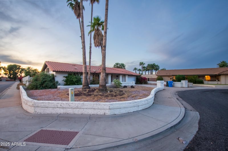 402 Monte Cristo Ave, Phoenix, AZ 85022