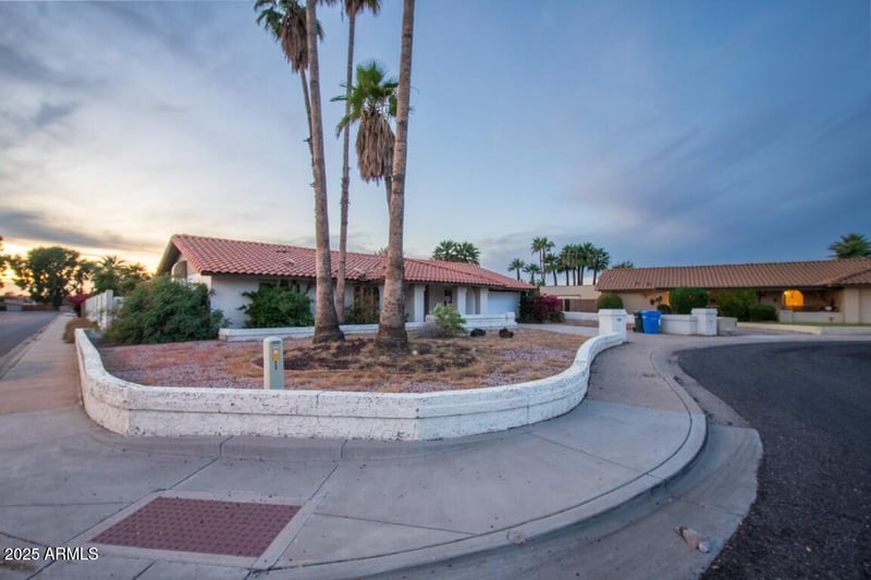 402 Monte Cristo Ave, Phoenix, AZ 85022