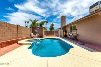 402 Morrow Dr, Phoenix, AZ 85024
