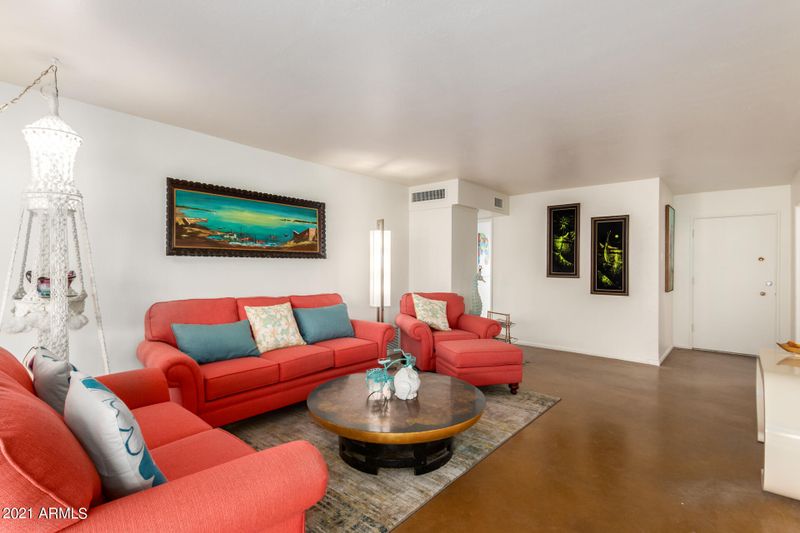 402 W Cheery Lynn Rd, Phoenix, AZ 85013