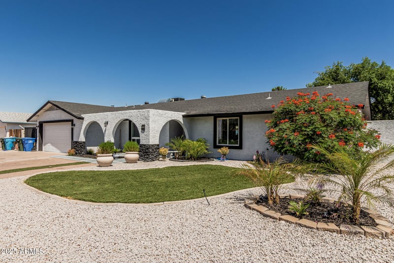 4020 Anderson Dr, Glendale, AZ 85308