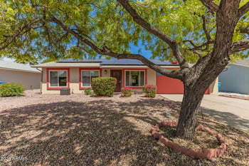 4020 Windrose Dr, Phoenix, AZ 85032