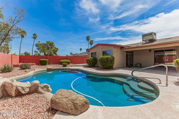 4020 Windrose Dr, Phoenix, AZ 85032