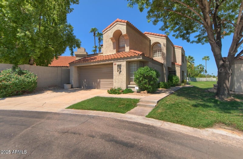 4020 Laurel Ln, Phoenix, AZ 85028