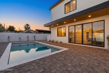 4020 32nd Way, Phoenix, AZ 85018