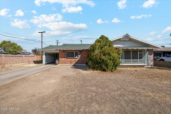 4020 Tuckey Ln, Phoenix, AZ 85019