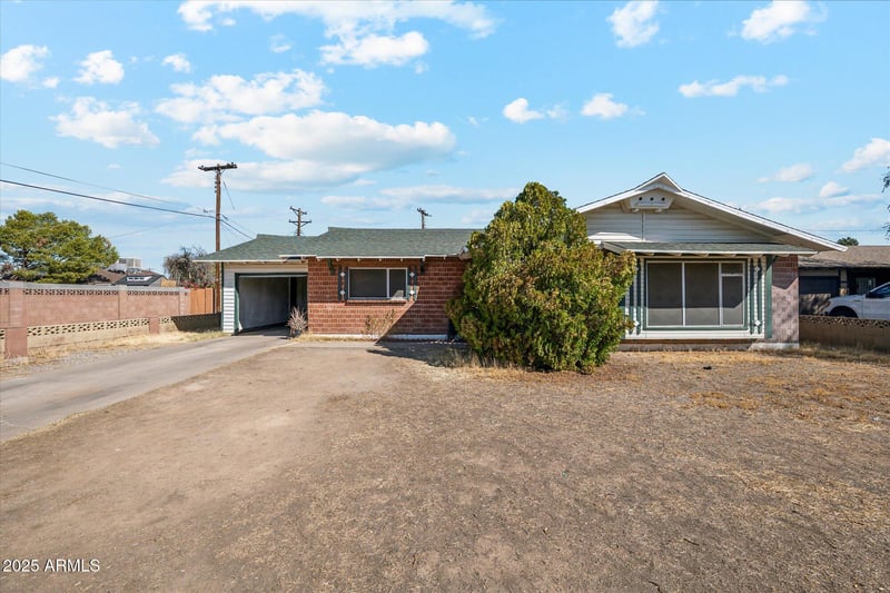 4020 Tuckey Ln, Phoenix, AZ 85019