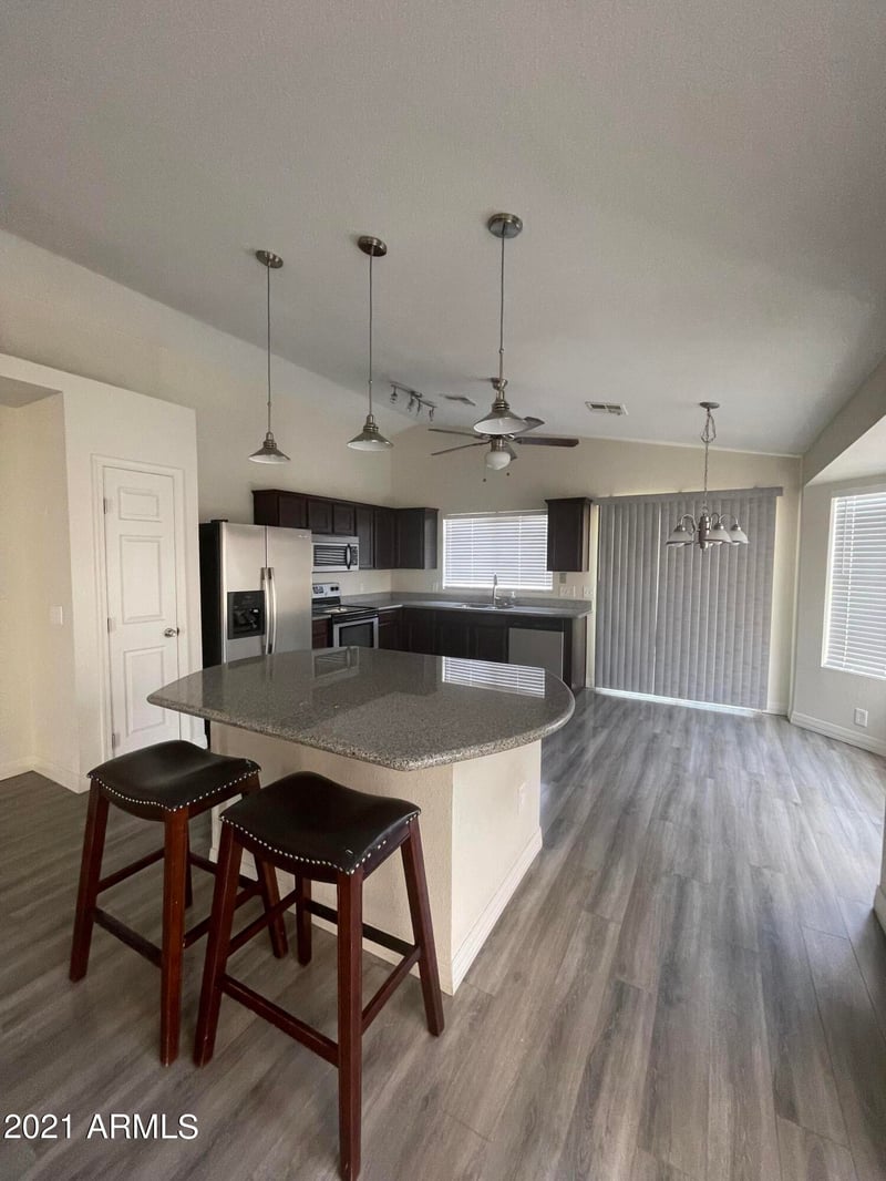 4020 Camino Vivaz --, Glendale, AZ 85310