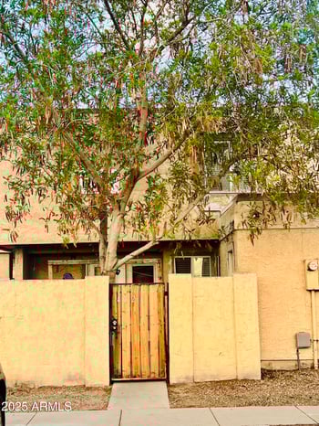 4021 44th Pl, Phoenix, AZ 85040