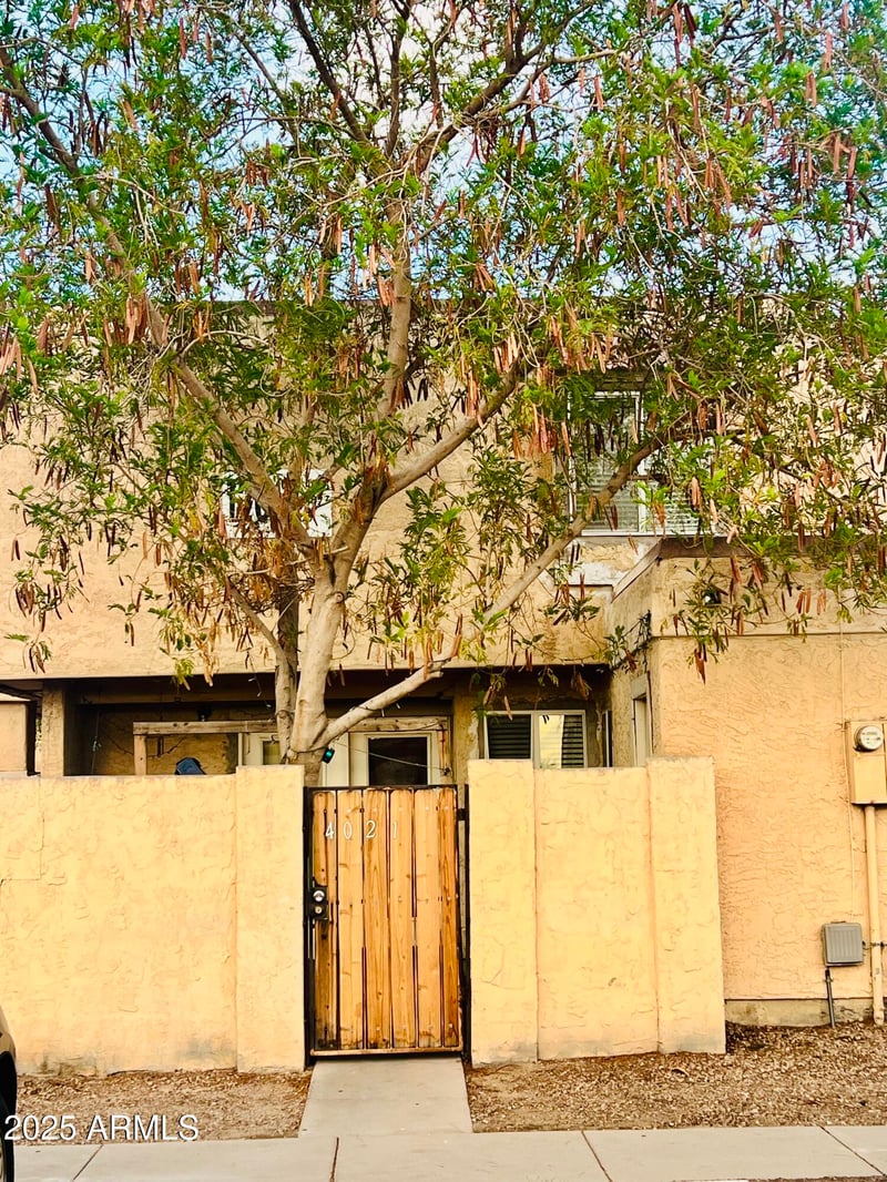 4021 44th Pl, Phoenix, AZ 85040