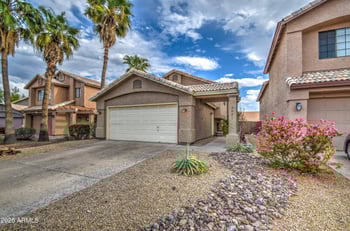 4021 Amberwood Dr, Phoenix, AZ 85048
