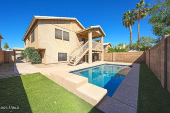 4021 Amberwood Dr, Phoenix, AZ 85048