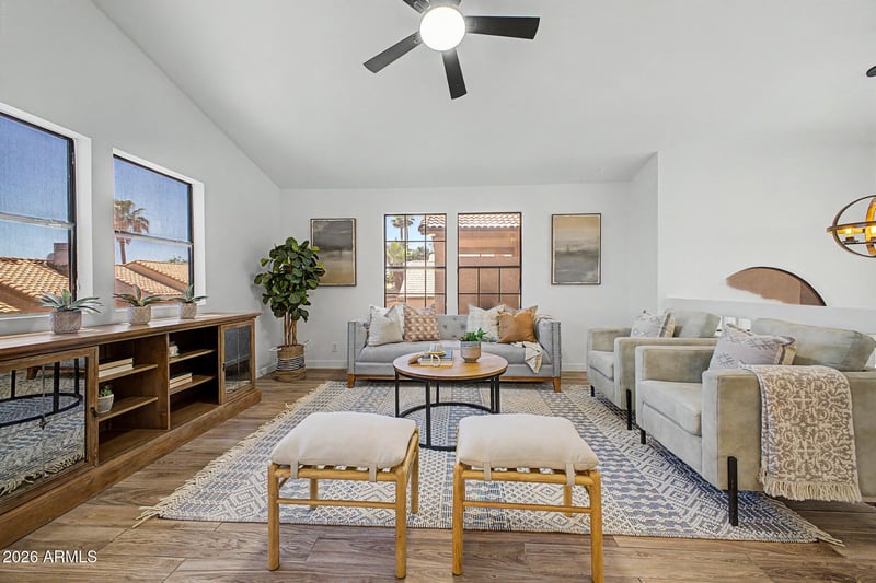 4021 Amberwood Dr, Phoenix, AZ 85048
