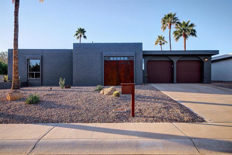 4021 E Cannon Dr, Phoenix, AZ 85028