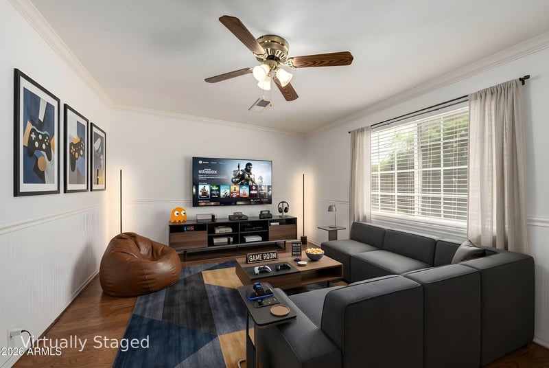 4021 Des Moines St, Mesa, AZ 85205