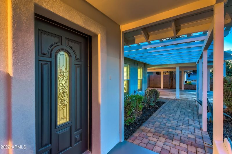 4021 E Pinchot Ave, Phoenix, AZ 85018