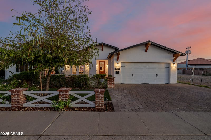 4021 Glenrosa Ave, Phoenix, AZ 85018