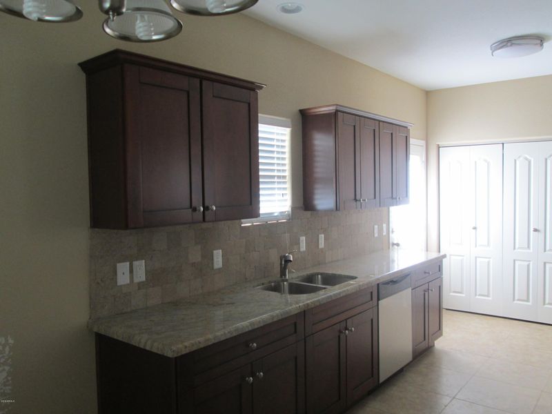 4021 W Roosevelt St, Phoenix, AZ 85001