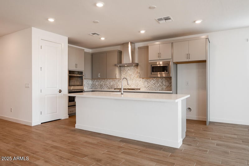 40218 Alegre Dr, San Tan Valley, AZ 85140