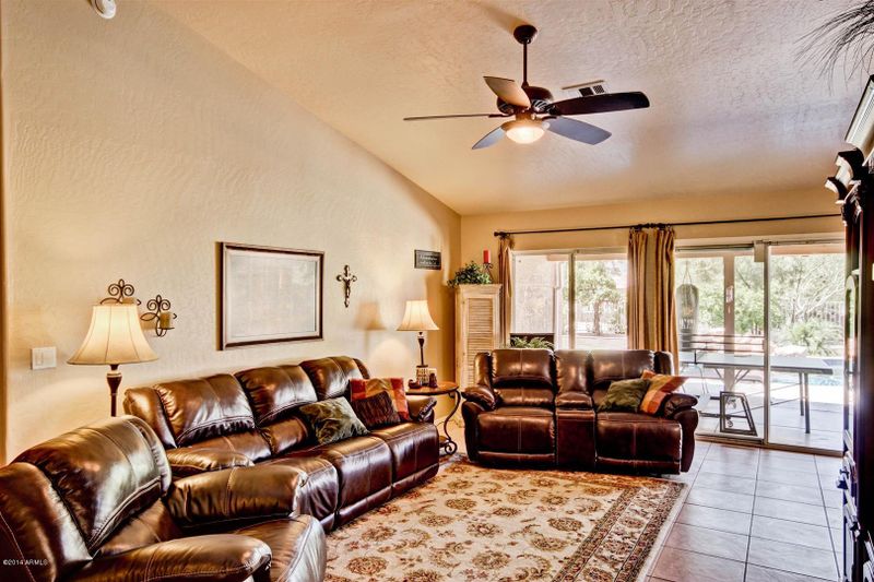 4022 E Lakeside Blvd, Phoenix, AZ 85044