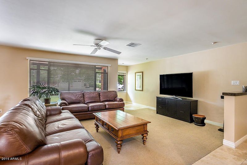 4023 E Weldon Ave, Phoenix, AZ 85018