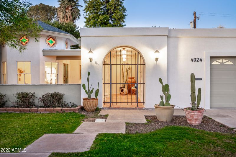 4024 E Cheery Lynn Rd, Phoenix, AZ 85018