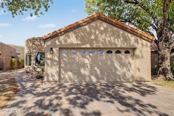 4024 E Paradise Dr, Phoenix, AZ 85028