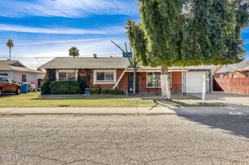 4025 Claremont St, Phoenix, AZ 85019