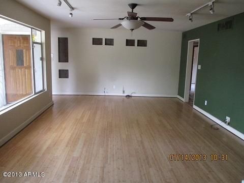 4025 E Mitchell Dr, Phoenix, AZ 85018