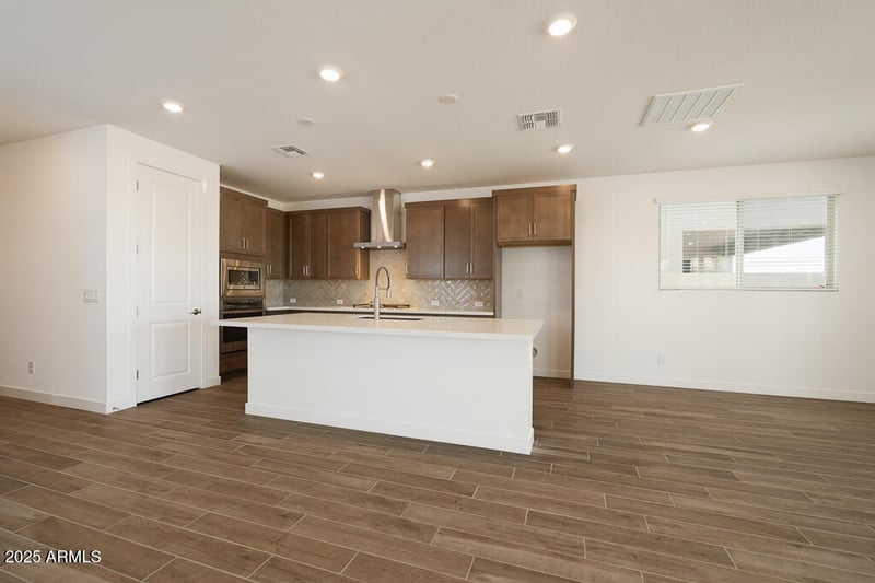 40250 Alegre Dr, San Tan Valley, AZ 85140