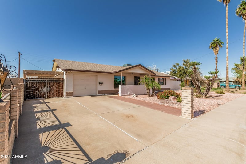 4026 77th Dr, Phoenix, AZ 85033