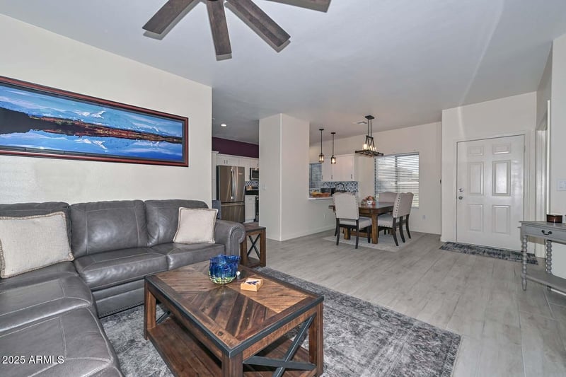 4026 Melinda Ln, Phoenix, AZ 85050