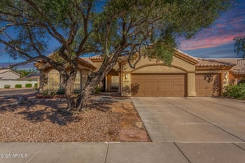 4026 Summerhaven Dr, Phoenix, AZ 85044