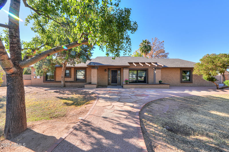 4027 E Pueblo Ave, Mesa, AZ 85206
