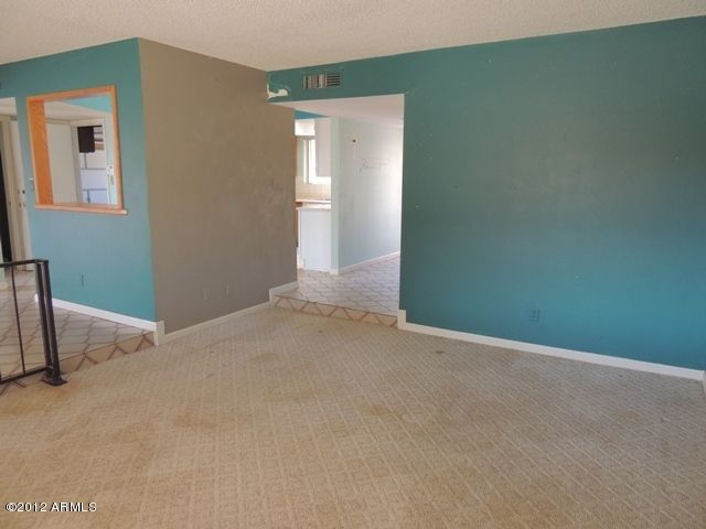 4027 W Calavar Rd, Phoenix, AZ 85053