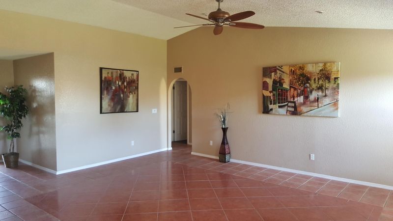 4027 W Surrey Ave, Phoenix, AZ 85029