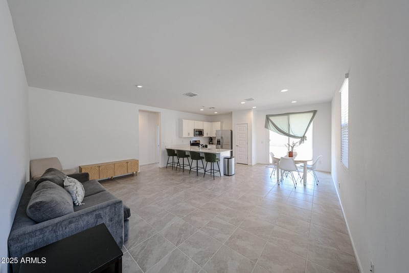 4028 111th Ave, Tolleson, AZ 85353