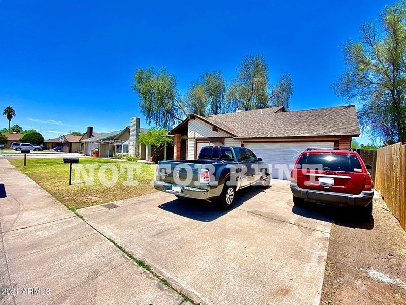 4028 E Saint Charles Ave, Phoenix, AZ 85042