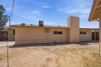 4028 Gardenia Ave, Phoenix, AZ 85051