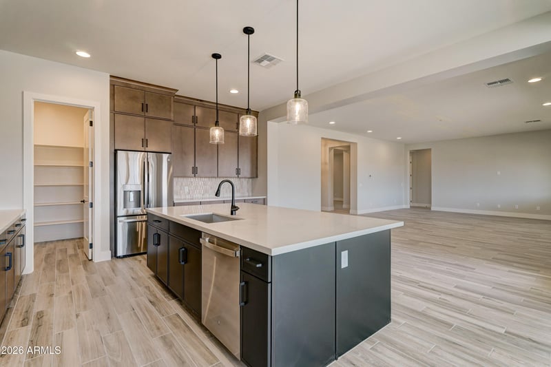 4029 Silverdale Rd, San Tan Valley, AZ 85144
