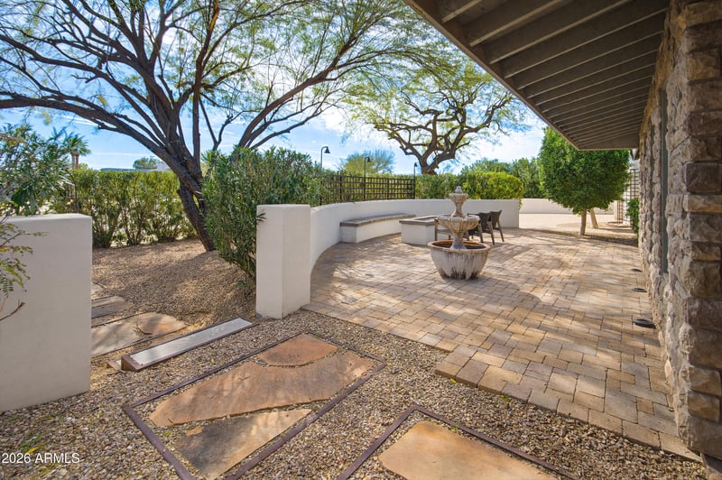 4030 E Stanford Dr, Phoenix, AZ 85018