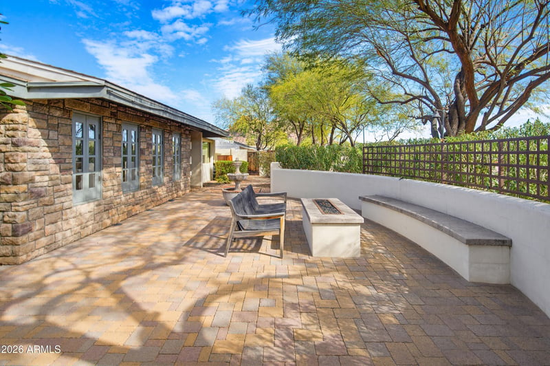 4030 E Stanford Dr, Phoenix, AZ 85018