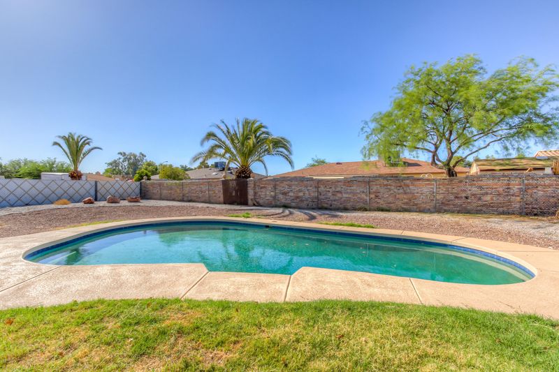 4030 W Thunderbird Rd, Phoenix, AZ 85053