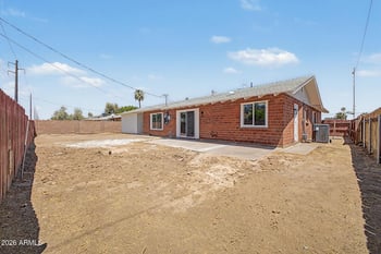 4031 W Claremont St, Phoenix, AZ 85019