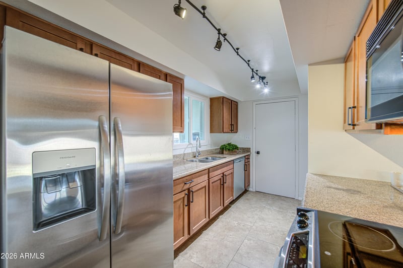 4031 W Denton Ln, Phoenix, AZ 85019