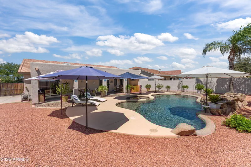 40319 Shetland Dr, San Tan Valley, AZ 85140