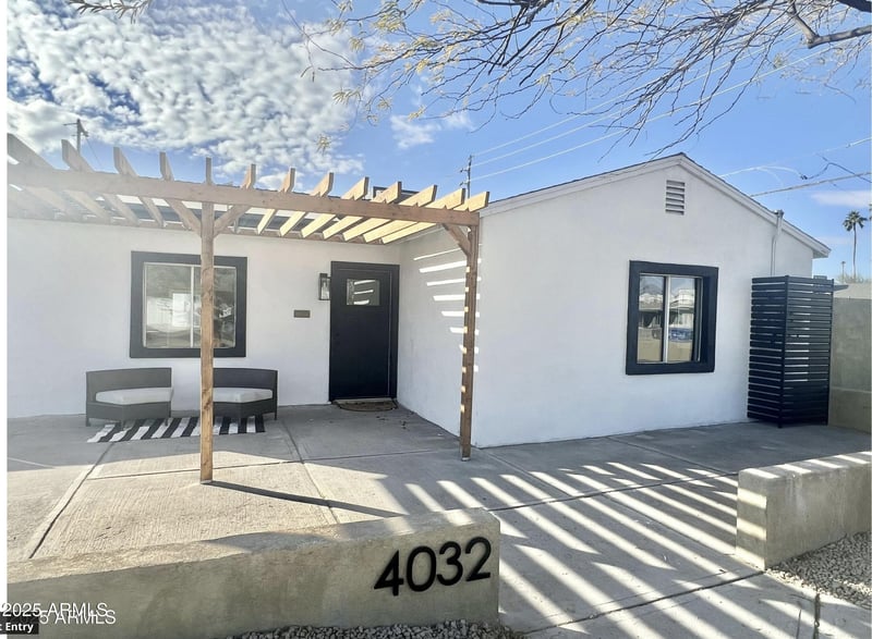 4032 11th Ave, Phoenix, AZ 85013