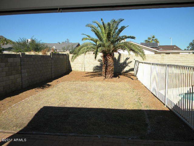 4032 E Yawepe St, Phoenix, AZ 85044
