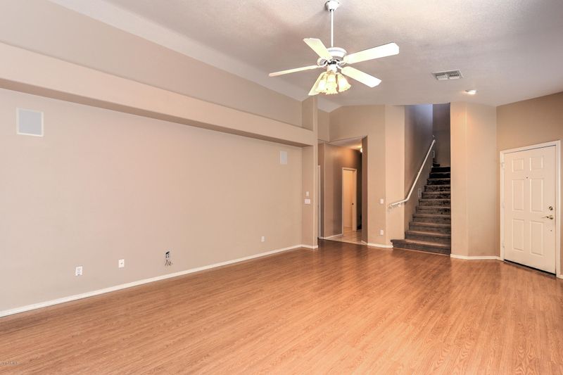 4032 W Hackamore Dr, Phoenix, AZ 85083